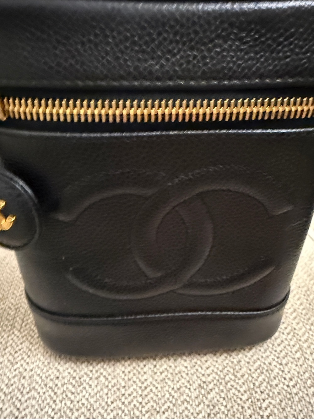 CHANEL Black Caviar Leather Vanity Case with Gold Hardware Accent - Picture 2 of 11